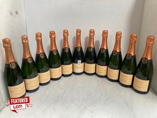Lot 83  
            Marchington SR17 - Delivery or Collection 

                
11 X FORTNUM & MASON BLANC DE NOIRS EXTRA BRUT CHAMPAGNE 75CL 12.5% VOL (WE OPERA...