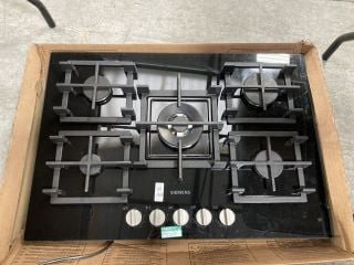 Lot 260  
            Marchington SR10 - Delivery or Collection 

                
SIEMENS 75CM 5 BURNER GAS ON GLASS COOKTOP HOB : MODEL EP7A6QI40 - ORIGINAL RRP £...