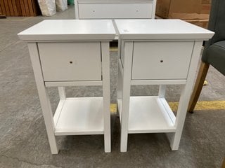 Lot 283  
            Marchington SR10 - Delivery or Collection 

                
PAIR OF JOHN LEWIS & PARTNERS WILTON 1 DRAWER BEDSIDE TABLES IN WHITE - ORIGINAL ...