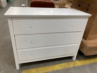 Lot 286  
            Marchington SR10 - Delivery or Collection 

                
JOHN LEWIS & PARTNERS WILTON 3 DRAWER CHEST IN WHITE FINISH - ORIGINAL RRP £278: ...
