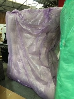 Lot 555  
            Marchington SR10 - Delivery or Collection 

                
JOHN LEWIS & PARTNERS THE BRITISH NATURAL COLLECTION SWALEDALE PILLOWTOP 6250 SUP...