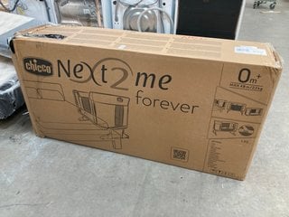 Lot 582  
            Marchington SR10 - Delivery or Collection 

                
CHICCO NEXT 2 ME FOREVER BEDSIDE CRIB IN ASH GREY: LOCATION - A5