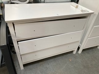 Lot 609  
            Marchington SR10 - Delivery or Collection 

                
JOHN LEWIS & PARTNERS WILTON 3 DRAWER CHEST IN WHITE - ORIGINAL RRP £278: LOCATIO...