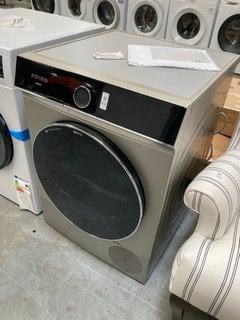 Lot 632  
            Marchington SR10 - Delivery or Collection 

                
SIEMENS 8KG CONDENSER TUMBLE DRYER : MODEL WQ46B2CXGB - ORIGINAL RRP £899: LOCATI...