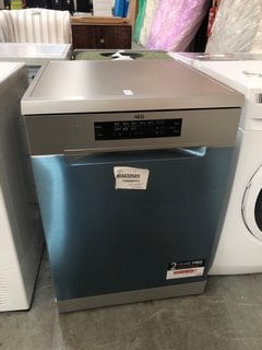 Lot 650  
            Marchington SR10 - Delivery or Collection 

                
AEG 8000 SERIES SATELLITE CLEAN DISHWASHER : MODEL FFB64627ZM - ORIGINAL RRP £750...