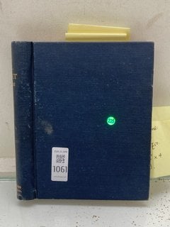 Lot 1061  
            Marchington SR13 - Parcel Delivery Only 

                
A VINTAGE STAMP ALBUM AND CONTENTS: LOCATION - F3