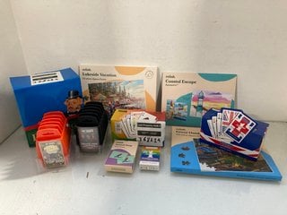 Lot 120  
            Marchington SR13 - Parcel Delivery Only 

                
QTY OF ASSORTED CHILDRENS TOYS TO INCLUDE WADDINGTONS OF LONDON RAINBOW DECK PLAY...