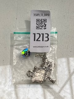 Lot 1213  
            Marchington SR13 - Parcel Delivery Only 

                
FOUR SILVER COLOURED CHARMS, TWO TYPEWRISTERS AND TWO STORKS WITH BABIES: LOCATIO...