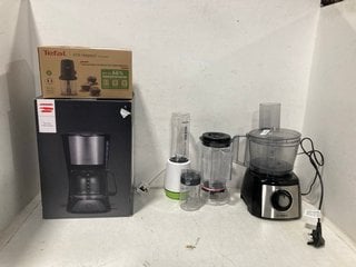 Lot 1237  
            Marchington SR13 - Parcel Delivery Only 

                
5 X ASSORTED KITCHEN APPLIANCES TO INCLUDE JOHN LEWIS & PARTNERS DRIP FILTER COFF...