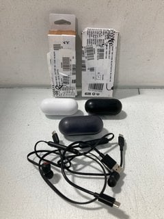 Lot 1264  
            Marchington SR13 - Parcel Delivery Only 

                
QTY OF ASSORTED TECH ITEMS TO INCLUDE SONY WI C100 BLUETOOTH IN EAR HEADPHONES IN...