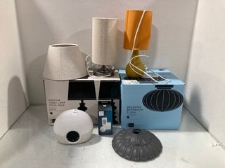 Lot 1268  
            Marchington SR13 - Parcel Delivery Only 

                
QTY OF ASSORTED LIGHTING TO INCLUDE JOHN LEWIS & PARTNERS PAGODA TABLE LAMP - TWI...