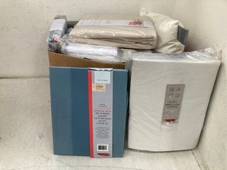 Lot 1303  
            Marchington SR13 - Parcel Delivery Only 

                
QTY OF ASSORTED HOME FURNISHINGS TO INCLUDE JOHN LEWIS & PARTNERS PENCIL PLEAT CU...