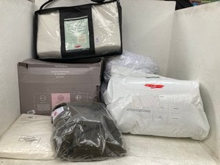 Lot 1343  
            Marchington SR13 - Parcel Delivery Only 

                
QTY OF ASSORTED JOHN LEWIS & PARTNERS HOUSEHOLD ITEMS TO INCLUDE MEMORY FOAM NECK...