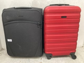 Lot 1353  
            Marchington SR13 - Parcel Delivery Only 

                
JOHN LEWIS & PARTNERS FABRIC CABIN SIZED 2 WHEELED SUITCASE TO INCLUDE JOHN LEWIS...