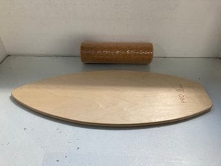 Lot 135  
            Marchington SR13 - Parcel Delivery Only 

                
PRO 11 WELLBEING BALANCE BOARD: LOCATION - WH5