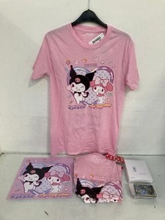 Lot 141  
            Marchington SR13 - Parcel Delivery Only 

                
QTY OF ASSORTED ITEMS TO INCLUDE LADIES HELLO KITTY & FRIENDS T-SHIRTS IN PINK-UK...