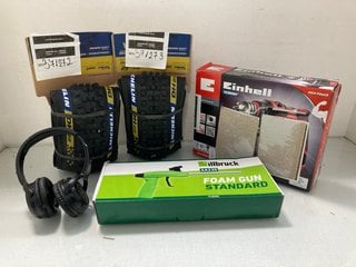 Lot 152  
            Marchington SR13 - Parcel Delivery Only 

                
QTY OF ASSORTED ITEMS TO INCLUDE ILLBROOK FOAM GUN: LOCATION - WH6