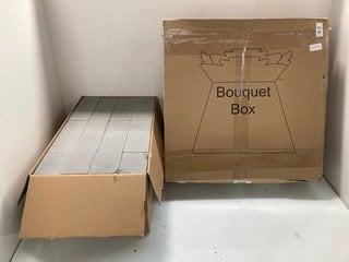Lot 156  
            Marchington SR13 - Parcel Delivery Only 

                
QTY OF FLORIST FOAM IN GREY TOP INCLUDE QTY OF FLORIST FLOWER DISPLAY CARDBOARD B...