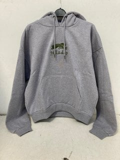 Lot 238  
            Marchington SR13 - Parcel Delivery Only 

                
PELLADOR GREY HOODIE - UK SIZE: MEDIUM: LOCATION - H15