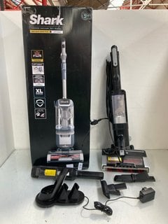 Lot 321  
            Marchington SR13 - Parcel Delivery Only 

                
SHARK CORDED PET MODEL VACUUM CLEANER TO INCLUDE SHARK DUO CLEAN ANTI HAIR WRAP V...