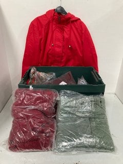 Lot 364  
            Marchington SR13 - Parcel Delivery Only 

                
QTY OF ASSORTED WOMENS CLOTHING IN VARIOUS SIZES TO INCLUDE CENTIGRADE RED COAT -...