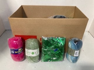 Lot 377  
            Marchington SR13 - Parcel Delivery Only 

                
QTY OF ART & CRAFT ITEMS TO INCLUDE PACK OF PROFESSIONAL QUALITY SKETCHING PENCIL...