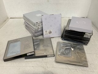 Lot 416  
            Marchington SR13 - Parcel Delivery Only 

                
QTY OF ASSORTED PHOTO FRAMES: LOCATION - H6