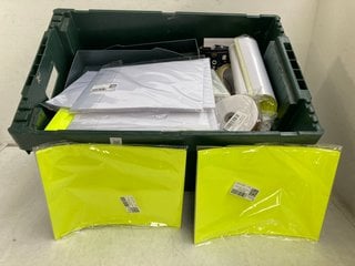 Lot 467  
            Marchington SR13 - Parcel Delivery Only 

                
QTY OF ASSORTED ITEMS TO INCLUDE DESK TIDY IN GREY: LOCATION - H4