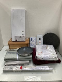 Lot 564  
            Marchington SR13 - Parcel Delivery Only 

                
QTY OF HOUSEHOLD ITEMS TO INCLUDE JOHN LEWIS & PARTNERS CORDED ROMAN BLIND KIT: L...