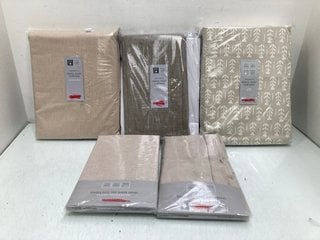 Lot 576  
            Marchington SR13 - Parcel Delivery Only 

                
5 X HOUSEHOLD ITEMS TO INCLUDE JOHN LEWIS & PARTNERS SINGLE SLOT TOP SHEER PANEL ...