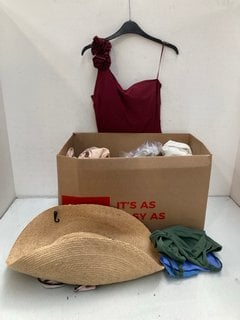 Lot 591  
            Marchington SR13 - Parcel Delivery Only 

                
QTY OF ASSORTED LADIES UNDERWEAR & ACCESSORIES IN VARIOUS SIZES TO INCLUDE JOHN L...