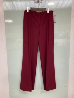 Lot 650  
            Marchington SR13 - Parcel Delivery Only 

                
CEFFIN TERENCE WIDE LEG STRETCH WOOL BLEND EASY TROUSERS IN BURGUNDY-UK SIZE 12 -...
