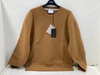 Lot 684  
            Marchington SR13 - Parcel Delivery Only 

                
PERCIVAL MENS BOILED JUMPER IN BROWN-UK SIZE L-ORIGINAL RRP £159.00: LOCATION - G8