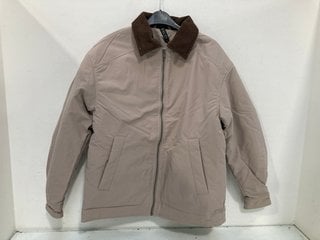 Lot 718  
            Marchington SR13 - Parcel Delivery Only 

                
CONTRAST COLLAR OVERSIZED JACKET IN ALLSPICE/DEEP TAUPE-UK SIZE 2XS/XS: LOCATION ...