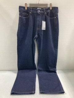 Lot 734  
            Marchington SR13 - Parcel Delivery Only 

                
PERCIVAL STRAIGHT LEG DENIM JEANS IN RAW-UK SIZE 34R-ORIGINAL RRP £109.00: LOCATI...