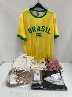 Lot 803  
            Marchington SR13 - Parcel Delivery Only 

                
QTY OF ASSORTED LADIES CLOTHING IN VARIOUS SIZES TO INCLUDE HUSH GROWN ON SLEEVE ...