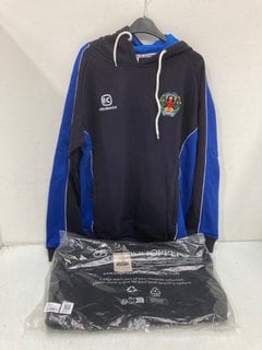 Lot 848  
            Marchington SR13 - Parcel Delivery Only 

                
CRAGHOPPERS MENS OSSUS JACKET IN BLACK-UK SIZE L TO INCLUDE KRUSADA HOODIE IN BLU...
