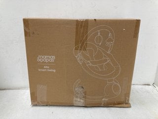 Lot 877  
            Marchington SR13 - Parcel Delivery Only 

                
MAMAS&PAPAS ALTO SMART SWING IN CASHMERE: LOCATION - F14