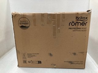 Lot 887  
            Marchington SR13 - Parcel Delivery Only 

                
BRITAX ROMER EVOLVA FIX CHILD CAR SEAT IN SPACE BLACK: LOCATION - F14