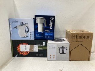 Lot 929  
            Marchington SR13 - Parcel Delivery Only 

                
3 X ASSORTED HOUSEHOLD ITEMS TO INCLUDE HABITAT 3 COLOUR VIVIAN SINGLE PENDANT LI...