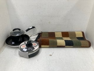 Lot 932  
            Marchington SR13 - Parcel Delivery Only 

                
4 X ASSORTED HOUSEHOLD ITEMS TO INCLUDE INDUCTION POACHING PAN: LOCATION - F10