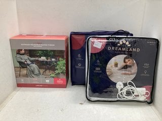 Lot 961  
            Marchington SR13 - Parcel Delivery Only 

                
3 X ASSORTED HOUSEHOLD ITEMS TO INCLUDE DREAMLAND SINGLE HUNKER DOWN SCANDI SHERP...