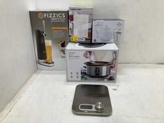 Lot 966  
            Marchington SR13 - Parcel Delivery Only 

                
5 X ASSORTED HOUSEHOLD ITEMS TO INCLUDE FIZZICS DRAFT POUR: LOCATION - F8