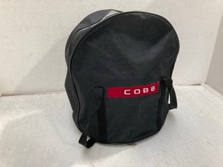 Lot 978  
            Marchington SR13 - Parcel Delivery Only 

                
COBB PREMIER AIR AND CARRY BAG OUTDOOR BBQ-ORIGINAL RRP £199.00: LOCATION - F7