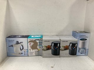 Lot 983  
            Marchington SR13 - Parcel Delivery Only 

                
5 X ASSORTED HOUSEHOLD ITEMS TO INCLUDE 2 X RICE COOKERS: LOCATION - F7