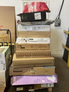 Lot 43  
            Birmingham Tech - Collection or Optional Delivery Available 

                
17 X UNTESTED MONITORS TO INCLUDE GAMING MONITORS MONITORS (ORIGINAL RRP - £2500)...