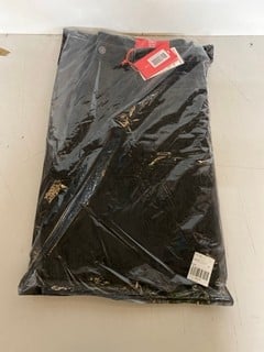 Lot 321  
            Nottingham SR2 - Delivery Only 

                
DIESEL RELAXEDED FIT JEANS UK SIZE: 36