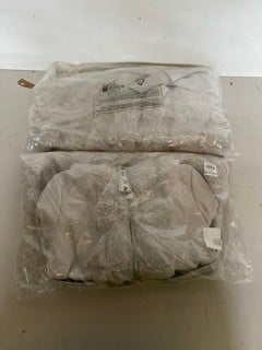 Lot 332  
            Nottingham SR2 - Delivery Only 

                
2 X RIVER ISLAND FUR COAT UK SIZE: 9-10 YRS