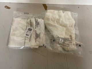 Lot 335  
            Nottingham SR2 - Delivery Only 

                
2 X CLOTHING ITEMS INC CONVERSE ALL STAR T-SHIRT UK SIZE: XXL