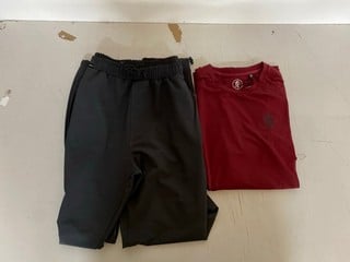 Lot 340  
            Nottingham SR2 - Delivery Only 

                
2 X GYM KING ITEMS INC T-SHIRT UK SIZE: L